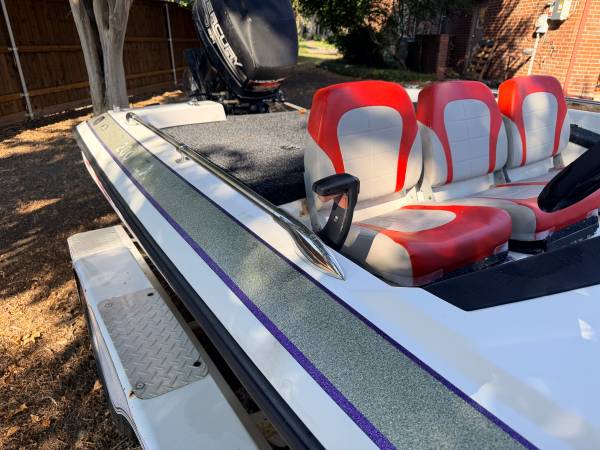 1994 Skeeter, Import USA — Foto 9 z 11
