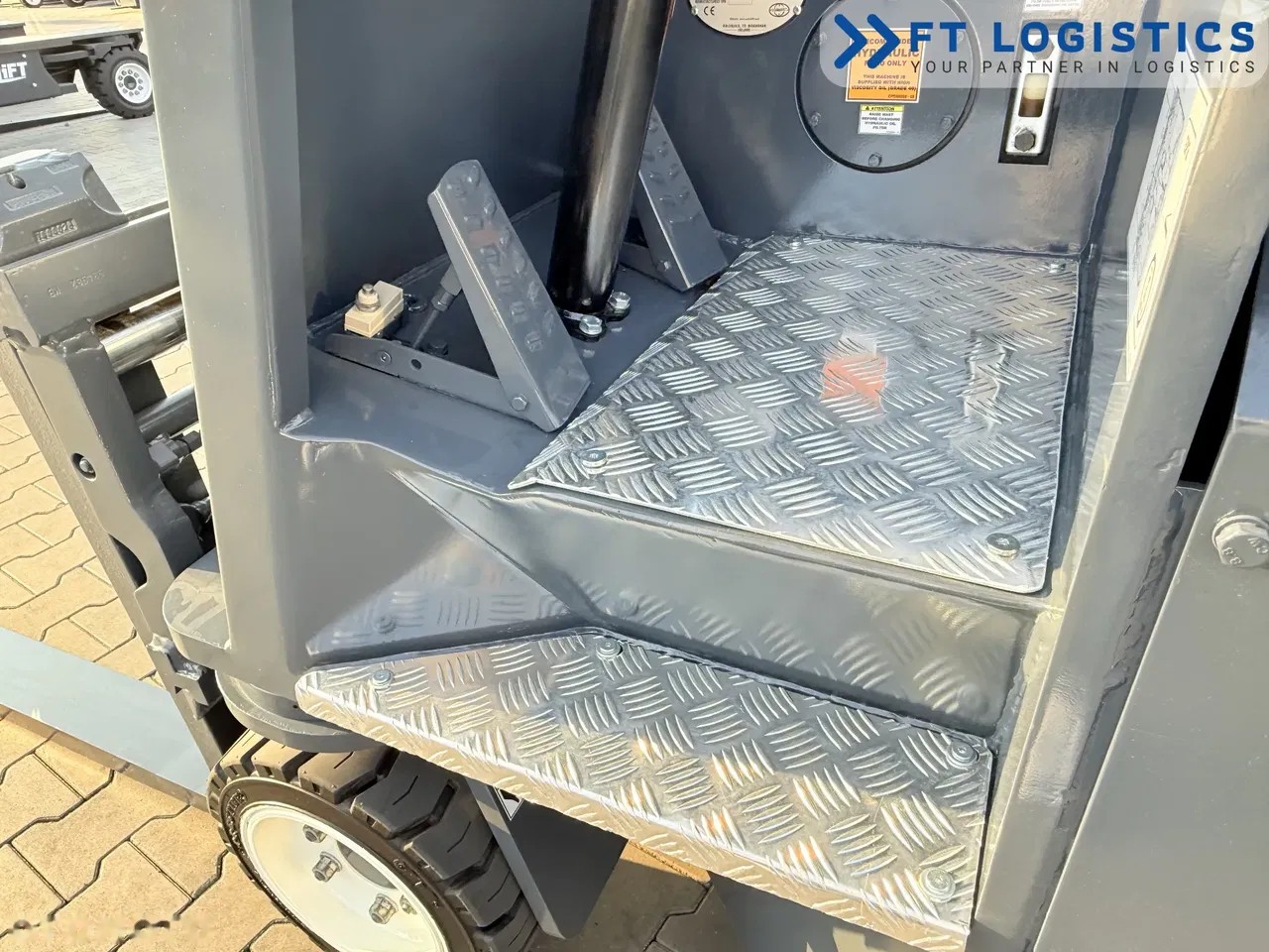 2017 Combilift WÓZEK, 3.415 mth, Import Auf Lager in der EU — Foto 11 z 24