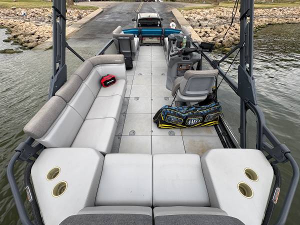 2022 Sea-Doo, Import USA — Foto 9 z 12