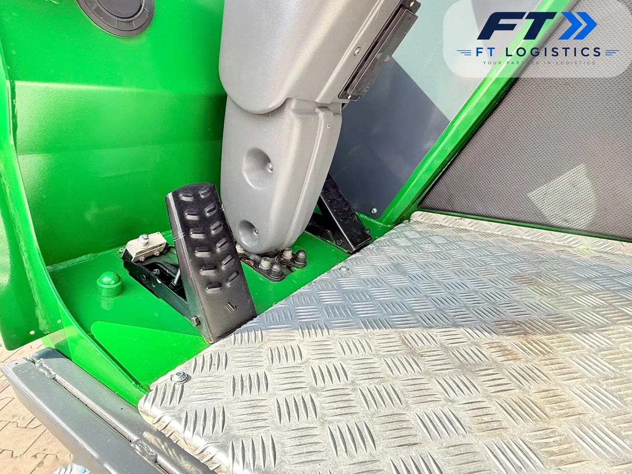 2011 Combilift WÓZEK, 4.520 mth, Import Auf Lager in der EU — Foto 13 z 24