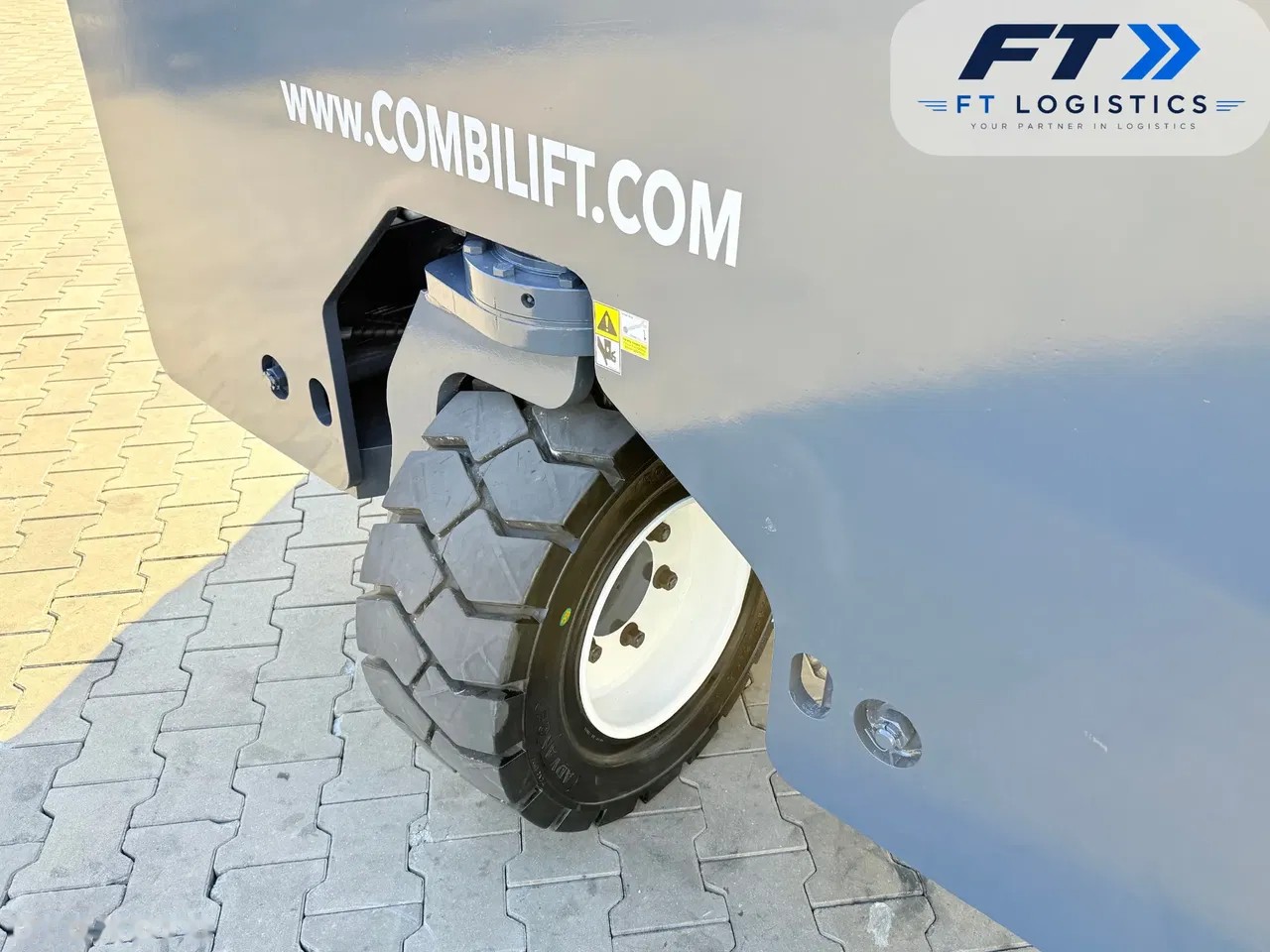 2008 Combilift WÓZEK, 5.519 mth, Import Auf Lager in der EU — Foto 6 z 24