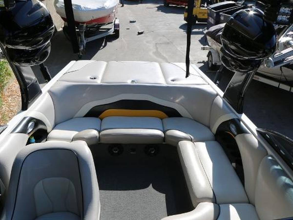 Malibu, Import USA — Foto 3 z 5