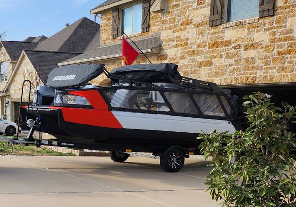2023 Sea-Doo, Import USA — Foto 1
