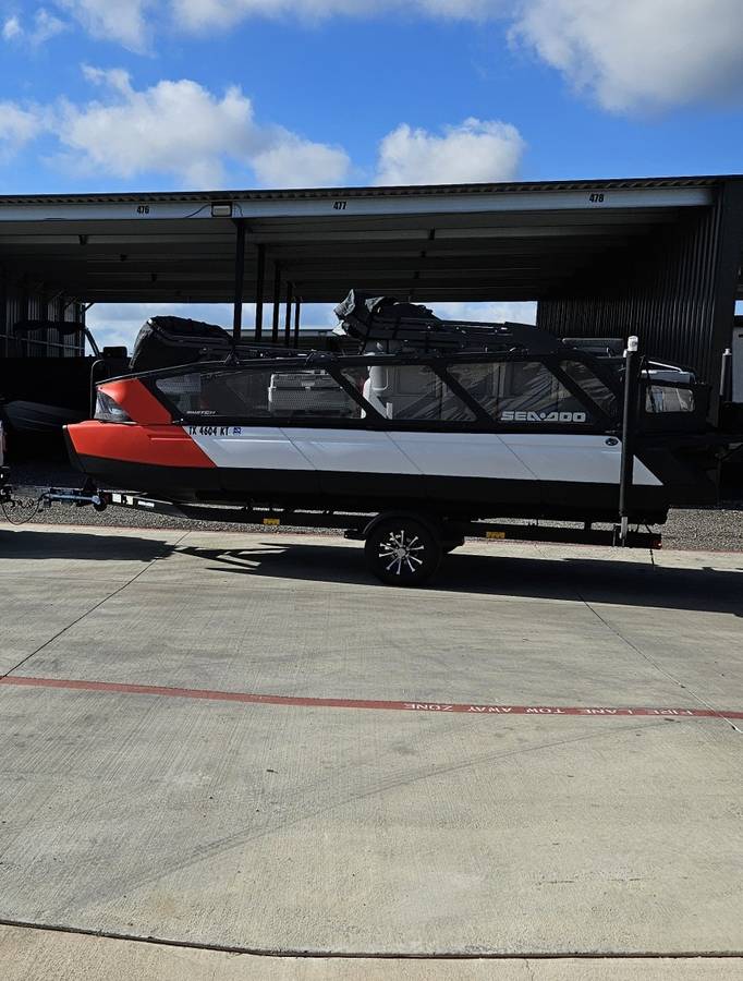2023 Sea-Doo, Import USA — Foto 2 z 12