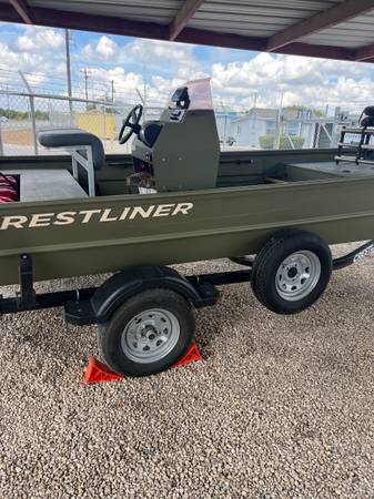 2022 Crestliner, Import USA — Foto 2 z 12