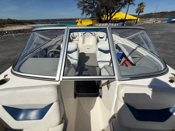 2005 Bayliner, Import USA — Foto 10 z 12