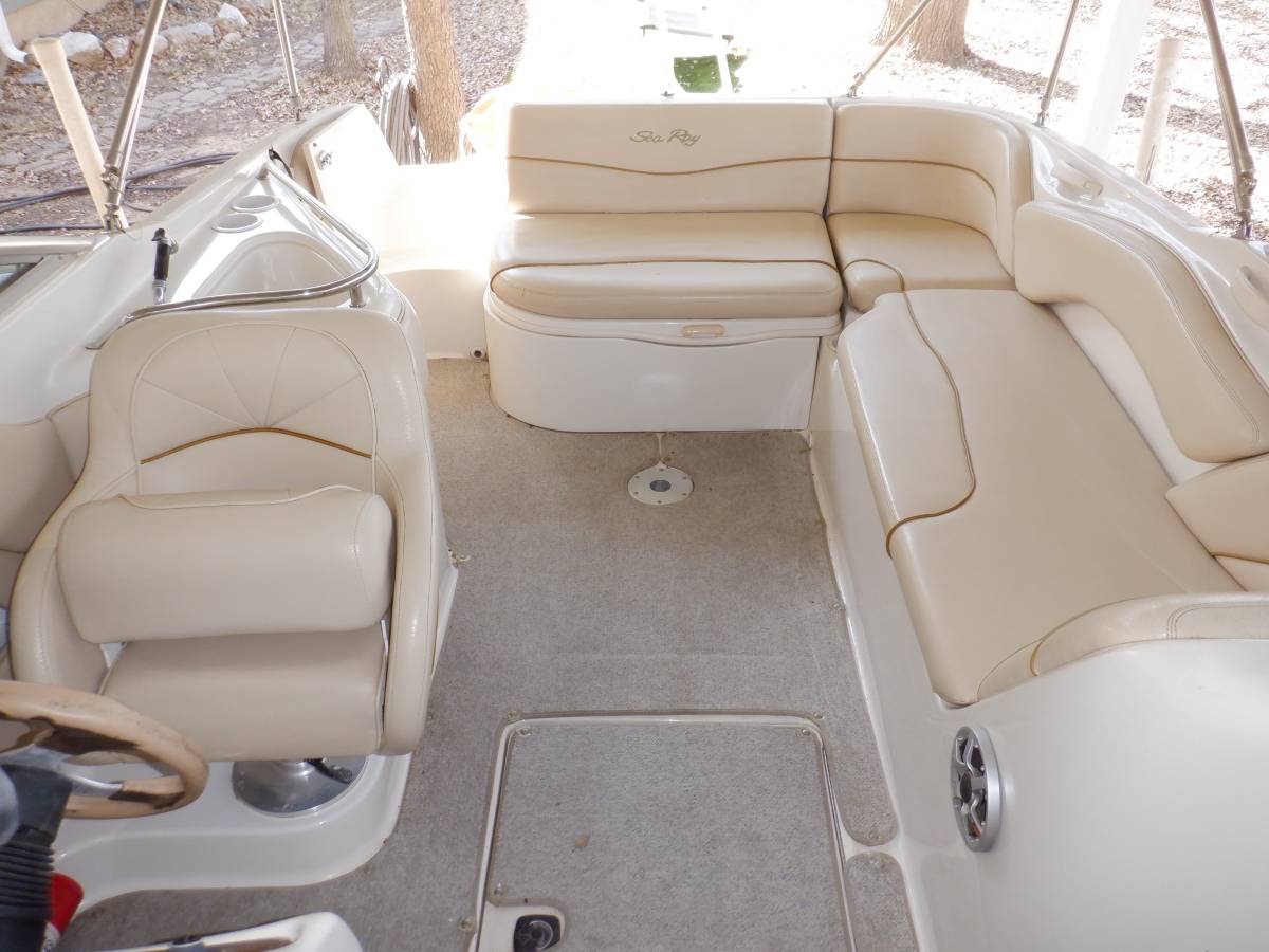 Sea Ray, Import USA — Foto 3 z 5
