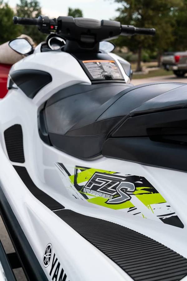 2015 Yamaha, Import USA — Foto 3 z 4