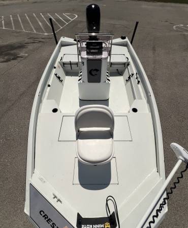 2022 Crestliner, Import USA — Foto 8 z 12