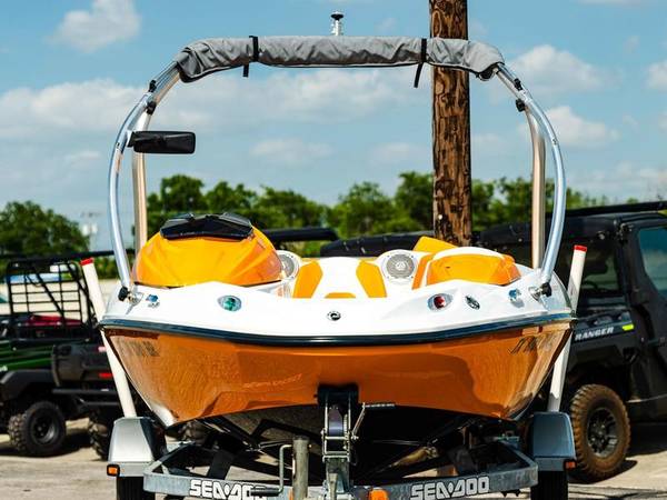2012 Sea-Doo, Import USA — Foto 10 z 11