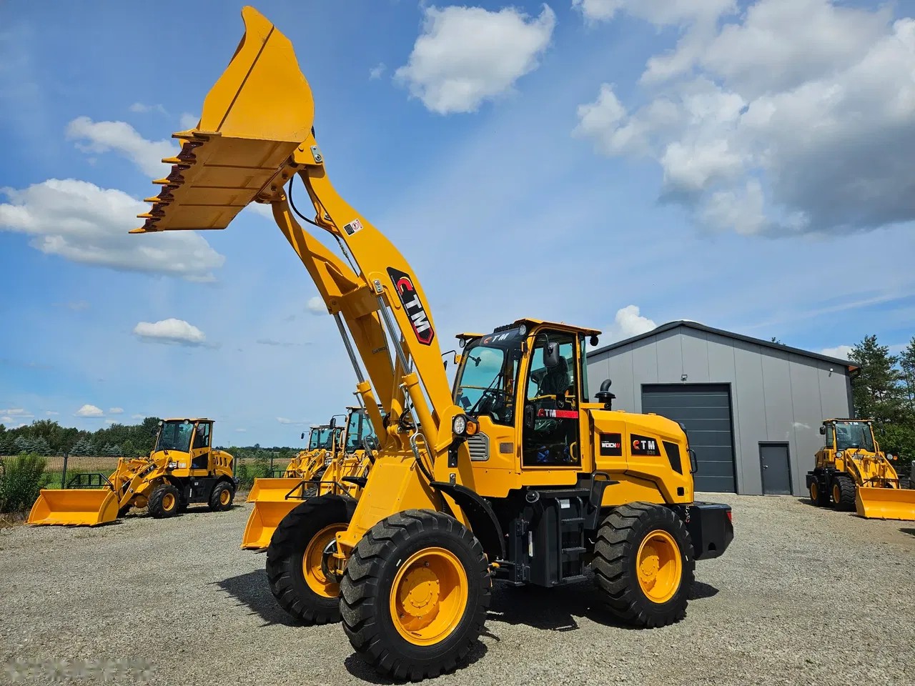 2026 Ctm 936, Import Auf Lager in der EU — Foto 1