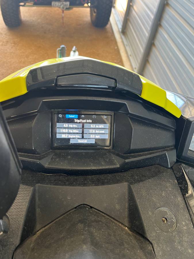 2021 Yamaha, Import USA — Foto 2 z 5