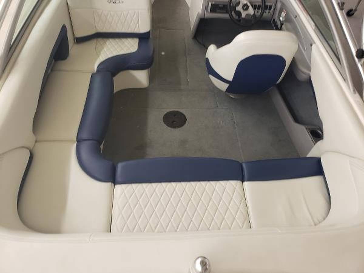 2002 MasterCraft, Import USA — Foto 2 z 8
