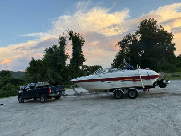 2001 Bayliner, Import USA — Foto 1