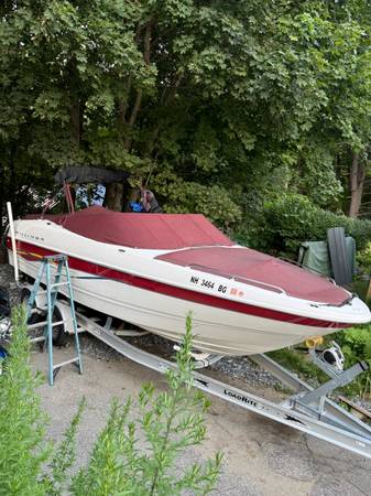 2001 Bayliner, Import USA — Foto 2 z 12