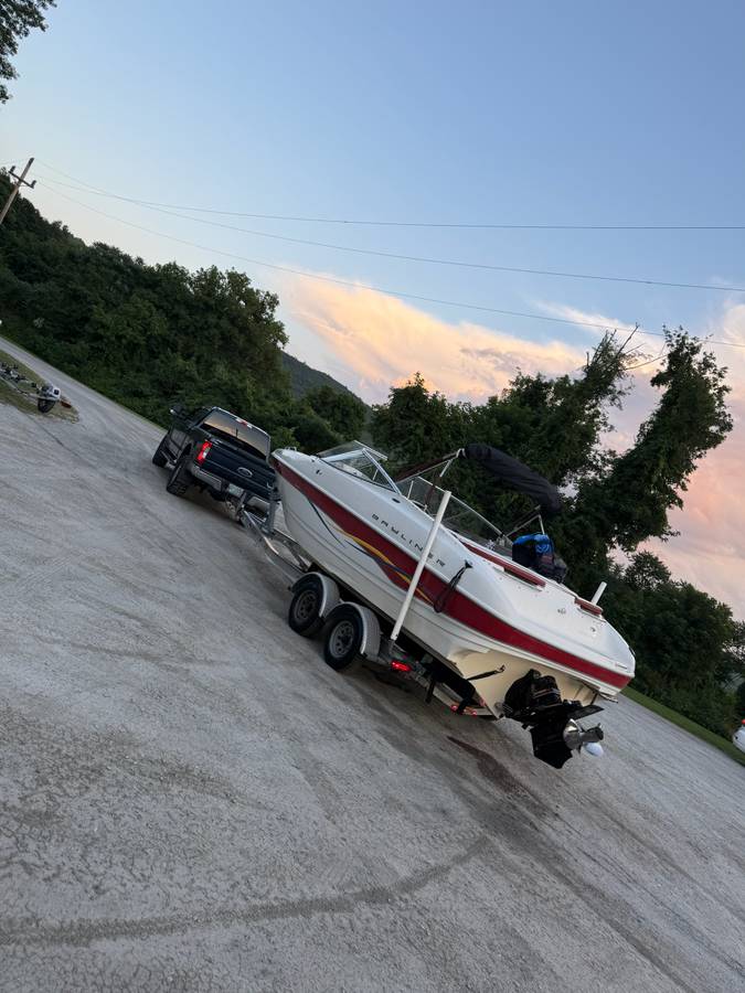 2001 Bayliner, Import USA — Foto 3 z 12