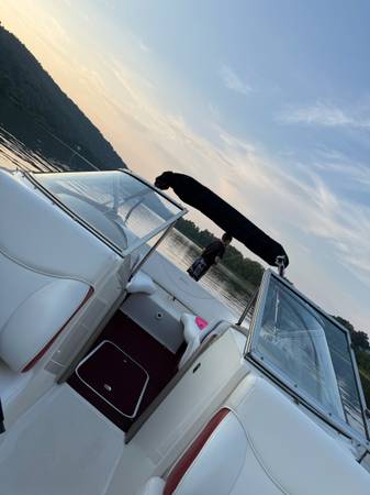 2001 Bayliner, Import USA — Foto 7 z 12