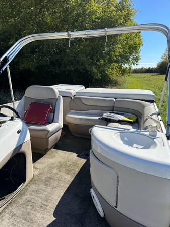 2000 Sun Tracker, Import USA — Foto 10 z 12