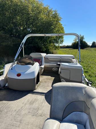 2000 Sun Tracker, Import USA — Foto 11 z 12