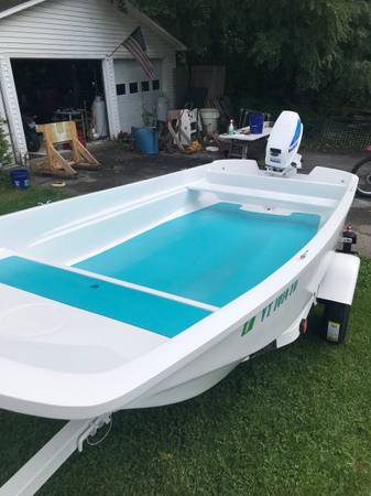 Boston Whaler, Import USA — Foto 1