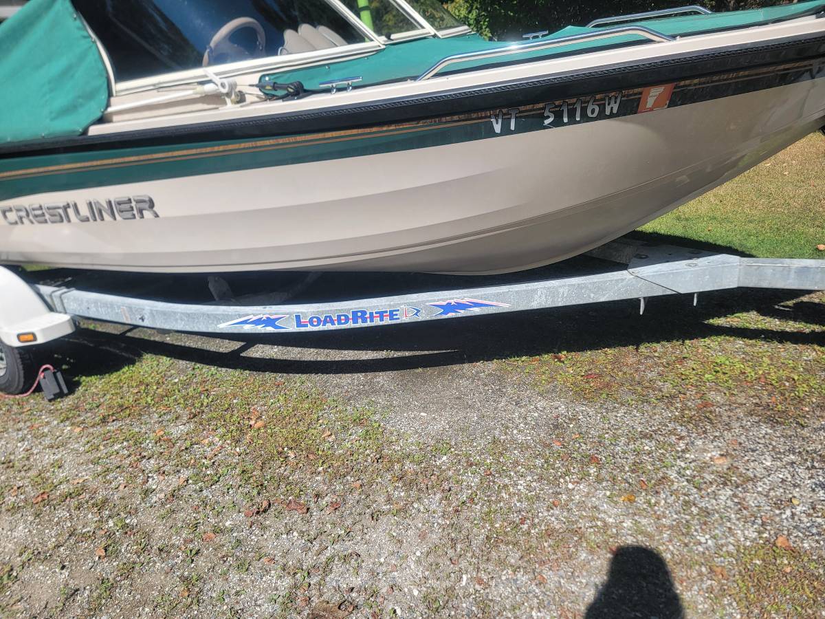2001 Crestliner, Import USA — Foto 4 z 12
