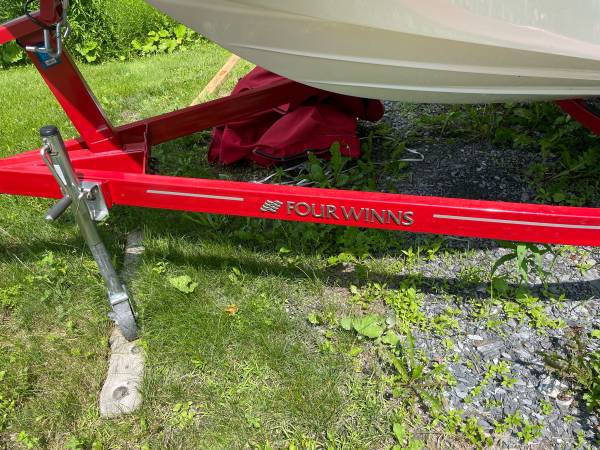 Four Winns, Import USA — Foto 9 z 9