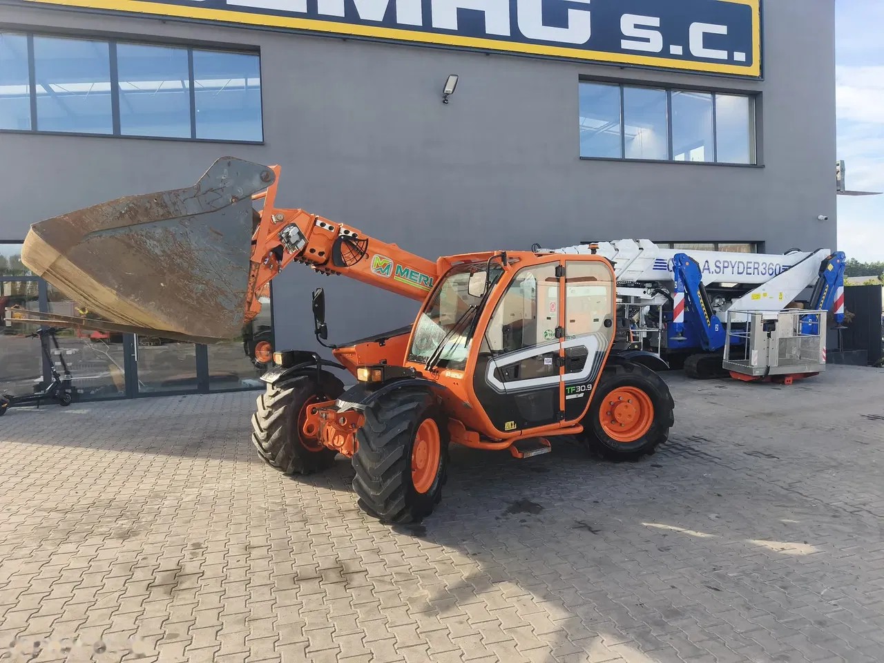 2018 Merlo TF30.9-G, 3.600 mth, Import Auf Lager in der EU — Foto 1 | AMECAR 2018 Merlo TF30.9-G, 3.600 mth, Import Auf Lager in der EU — Foto 1