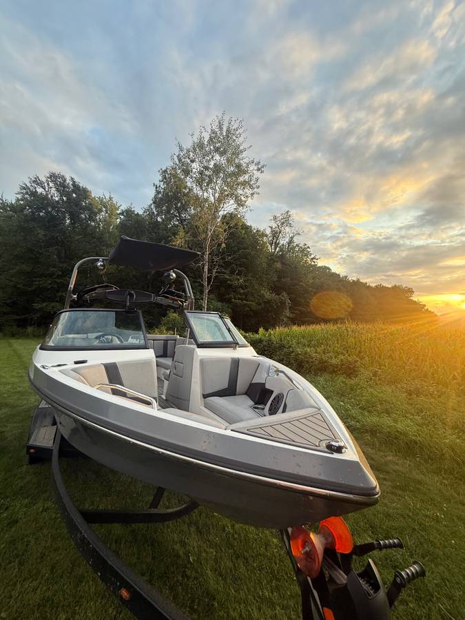 2021 Nautique, Import USA — Foto 7 z 9