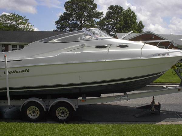 2001 Wellcraft, Import USA — Foto 1