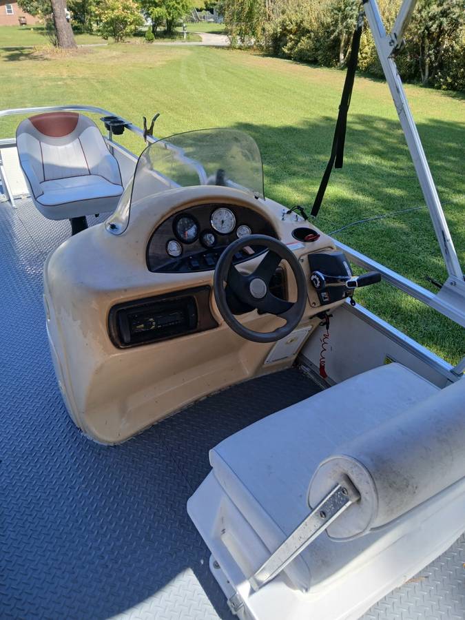 Lowe, Import USA — Foto 3 z 8