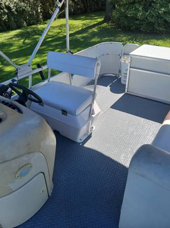 Lowe, Import USA — Foto 4 z 8