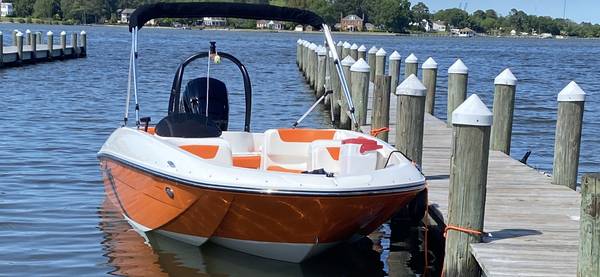 2020 Bayliner, Import USA — Foto 1