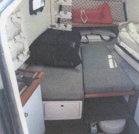 2000 Bayliner, Import USA — Foto 5 z 12