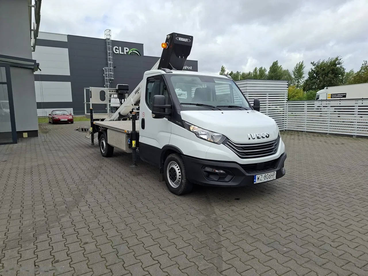 2024 Versalift V-200, 68 mth, Import Auf Lager in der EU — Foto 3 z 11