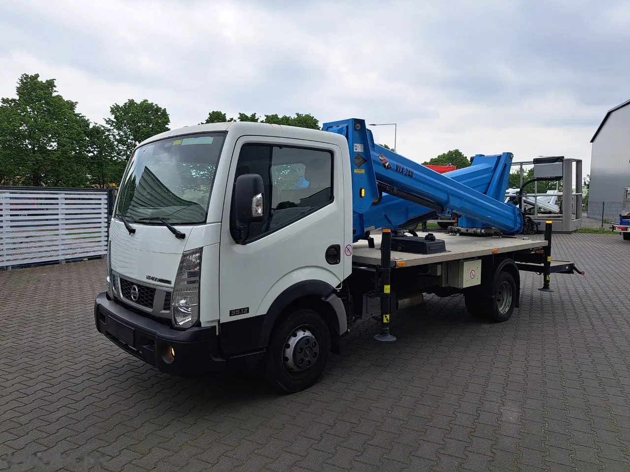 2016 Versalift VTX-240, 2.138 mth, Import Auf Lager in der EU — Foto 3 z 8