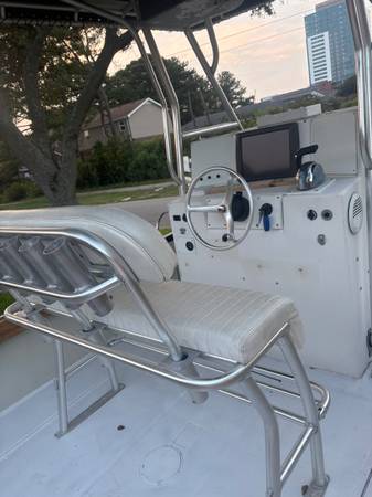 Boston Whaler, Import USA — Foto 7 z 9