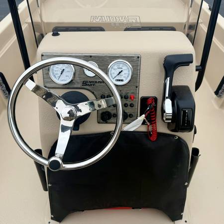 2026 Boston Whaler, Import USA — Foto 5 z 12