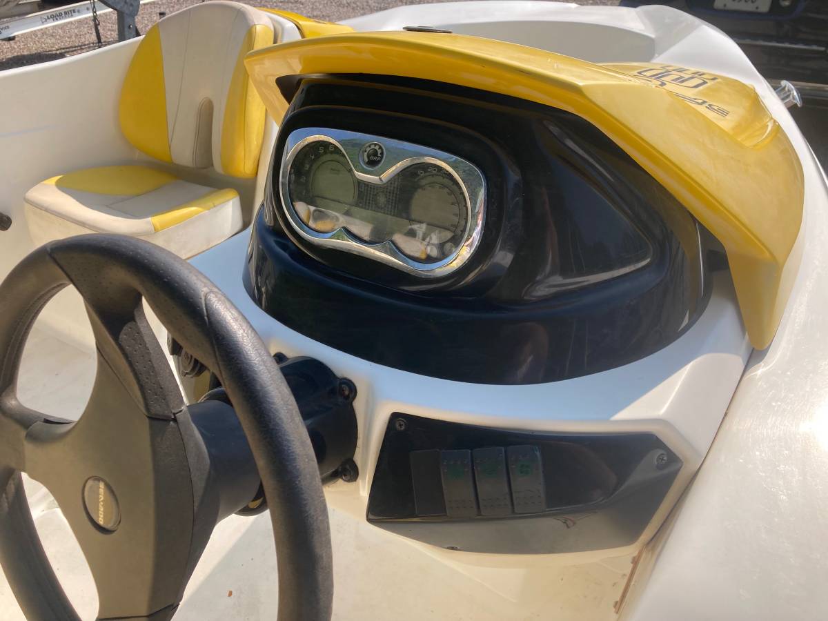 2011 Sea-Doo, Import USA — Foto 11 z 12