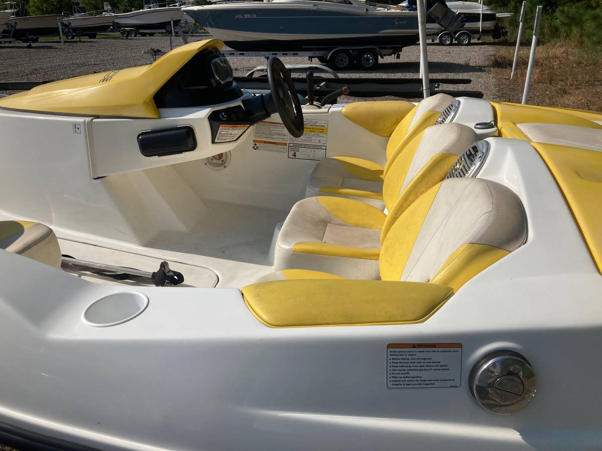 2011 Sea-Doo, Import USA — Foto 12 z 12