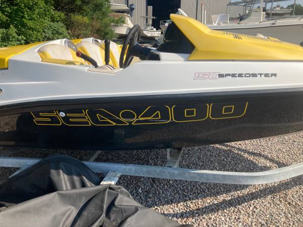 2011 Sea-Doo, Import USA — Foto 4 z 12