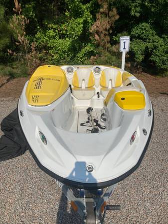 2011 Sea-Doo, Import USA — Foto 7 z 12
