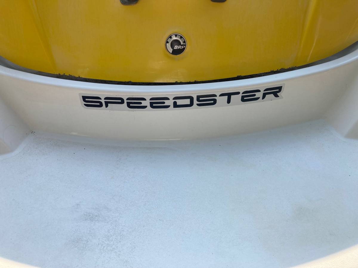 2011 Sea-Doo, Import USA — Foto 9 z 12