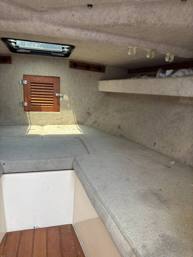 1990 Grady-White, Import USA — Foto 11 z 12