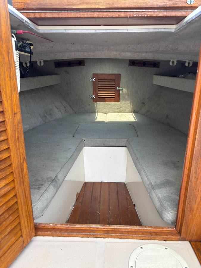 1990 Grady-White, Import USA — Foto 12 z 12
