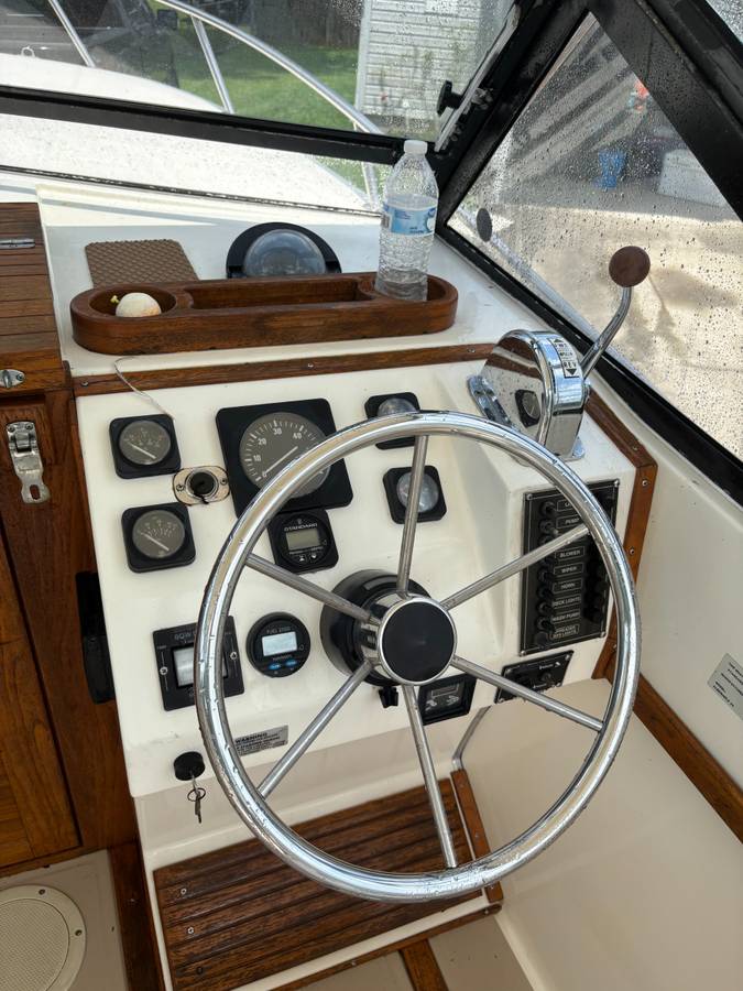 1990 Grady-White, Import USA — Foto 9 z 12