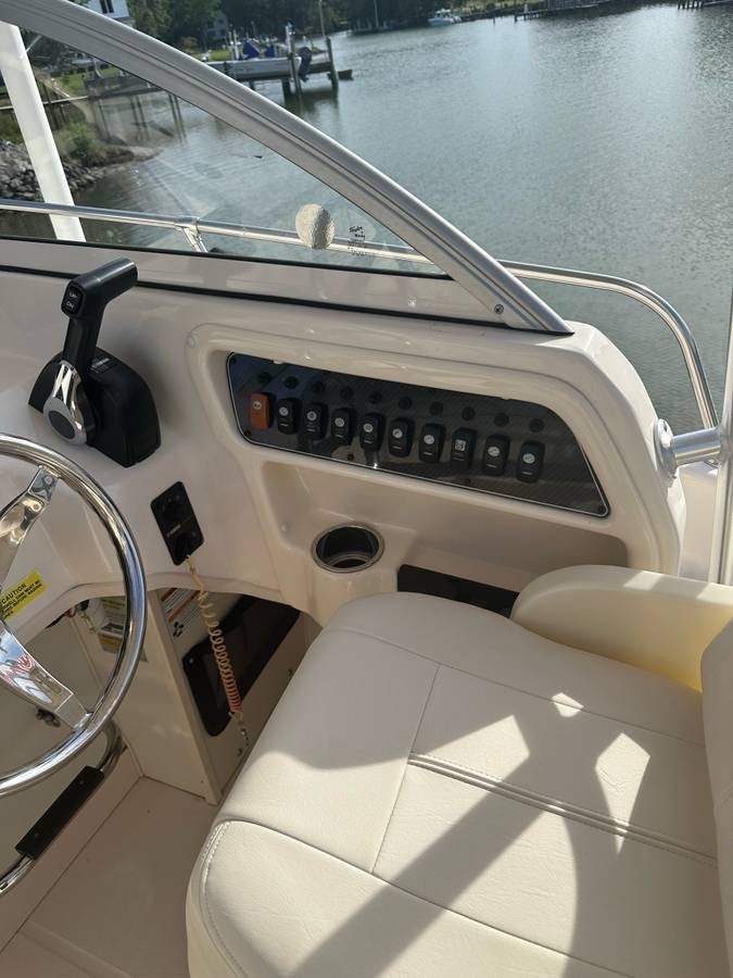 2022 Grady-White, weiß, Import USA — Foto 8 z 12