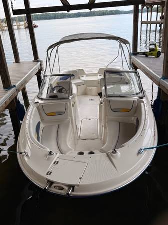 2004 Bayliner, Import USA — Foto 7 z 12