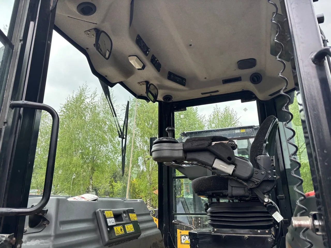 2016 Caterpillar, 5.000 mth, Import Auf Lager in der EU — Foto 4 z 23