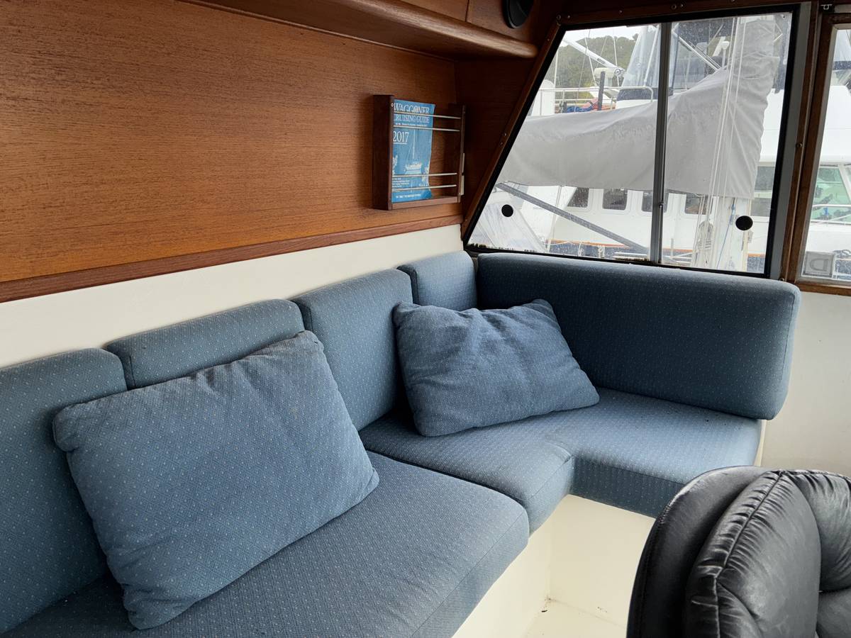 1986 Bayliner, Import USA — Foto 12 z 12