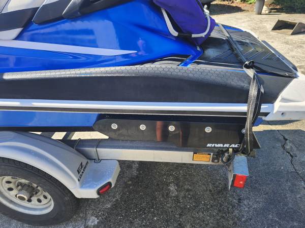 GP1800R+ SPARK 2UP, Import USA — Foto 7 z 10